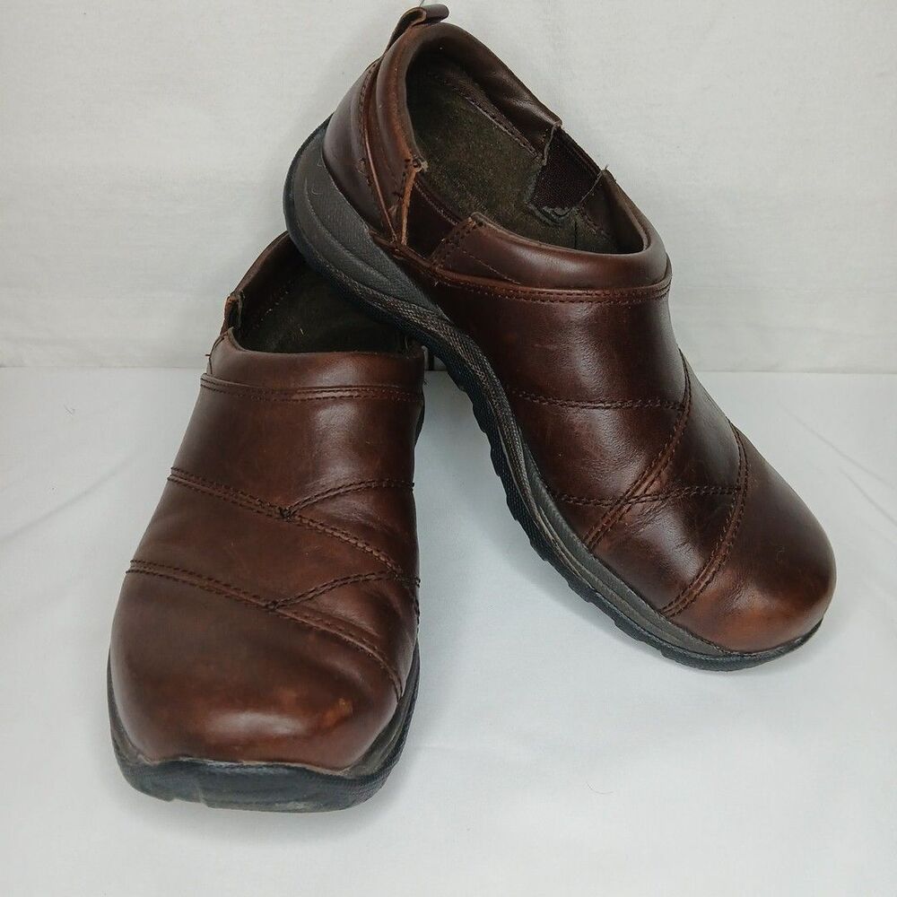 LL Bean Shoes Womens 8 Wide Brown Leather Comfort Mocs Clogs Slip On Outdoor